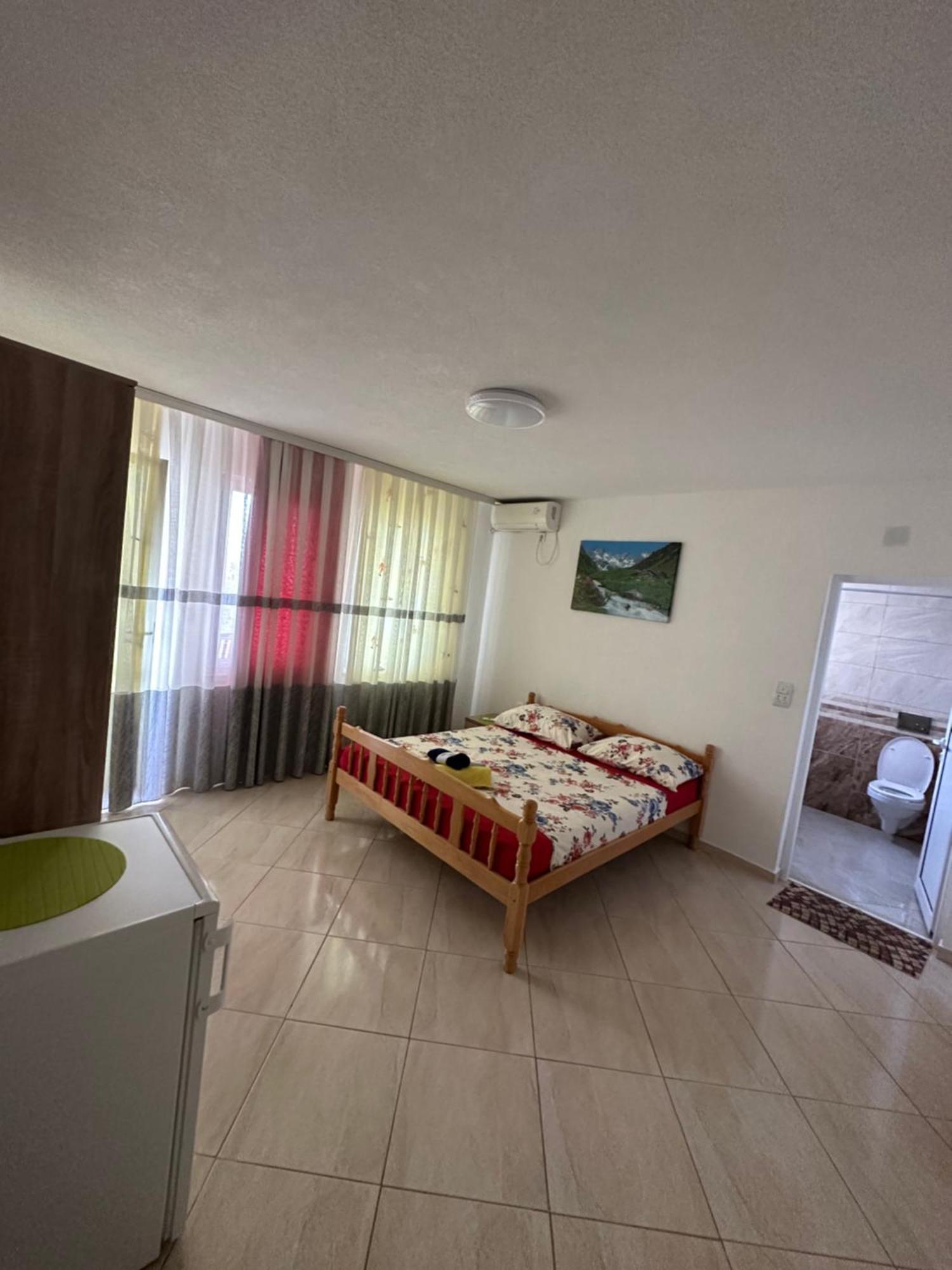 Apartments Edona อุลซิน ภายนอก รูปภาพ